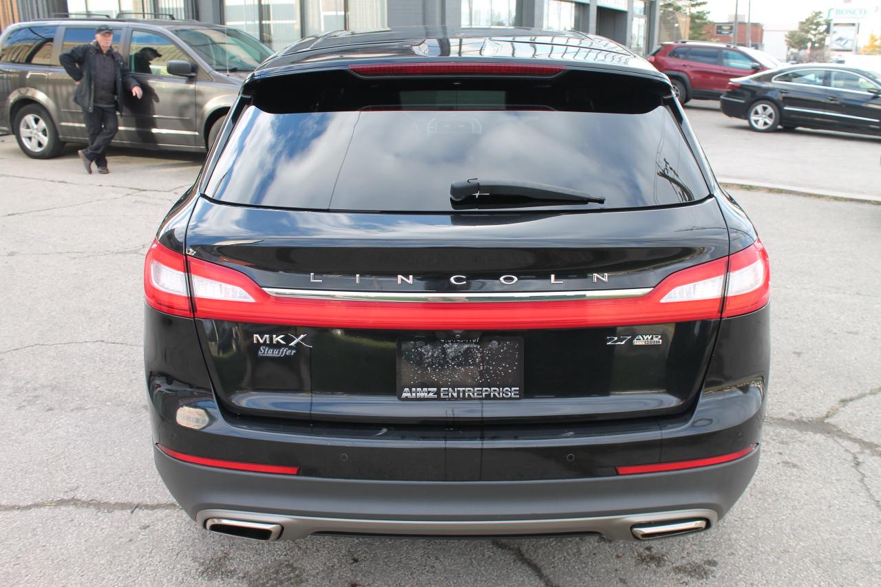 2016 Lincoln MKX Reserve Photo