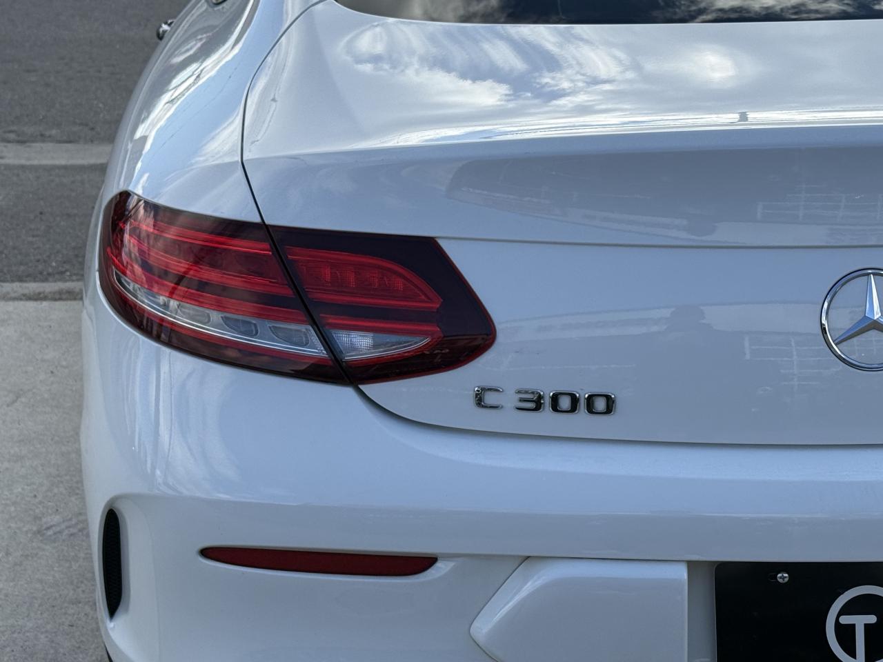 2019 Mercedes-Benz C-Class 300 //AMG PKG | PANO | CARPLAY | DISTRONIC Photo