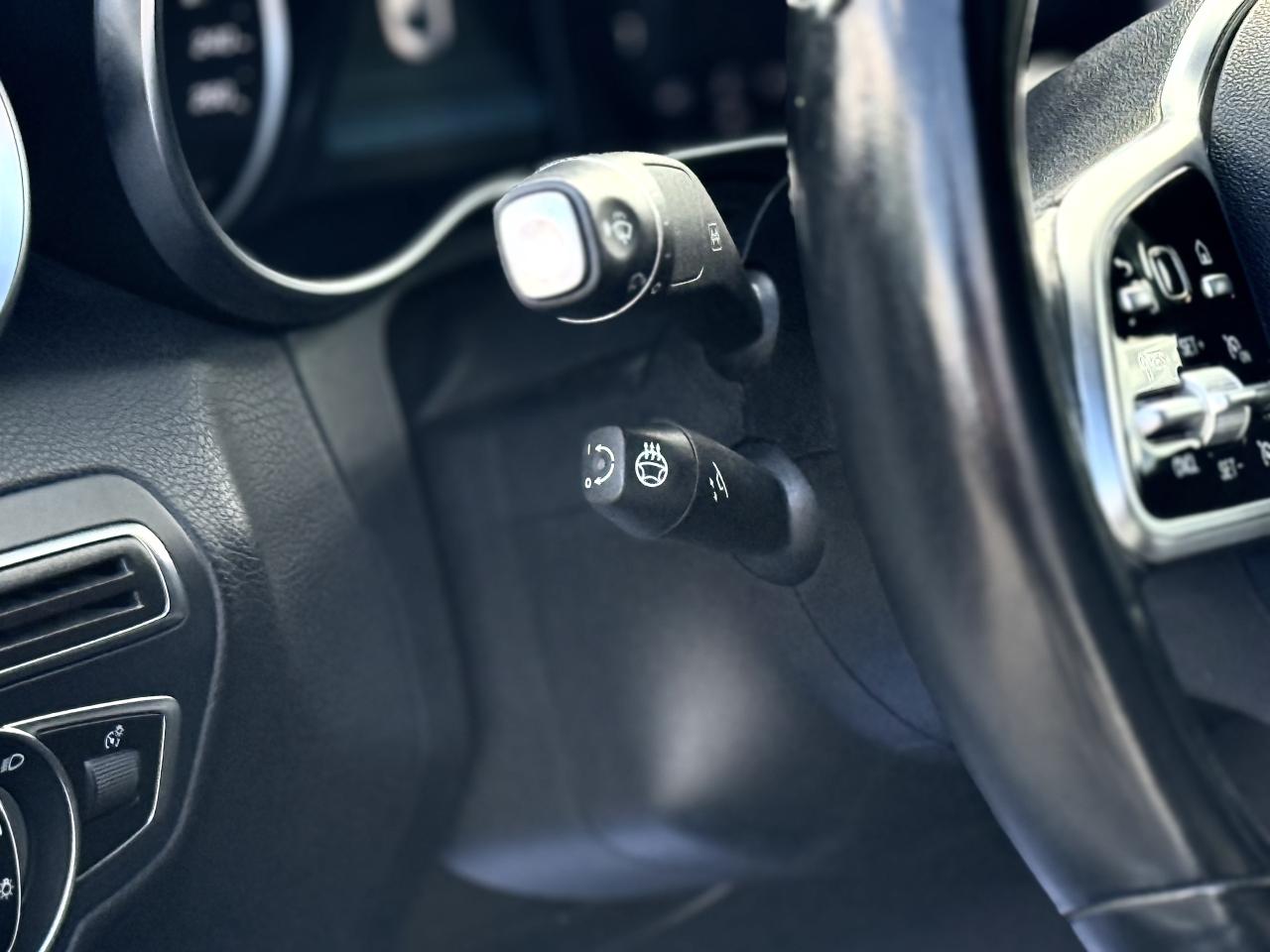 2019 Mercedes-Benz C-Class 300 //AMG PKG | PANO | CARPLAY | DISTRONIC Photo