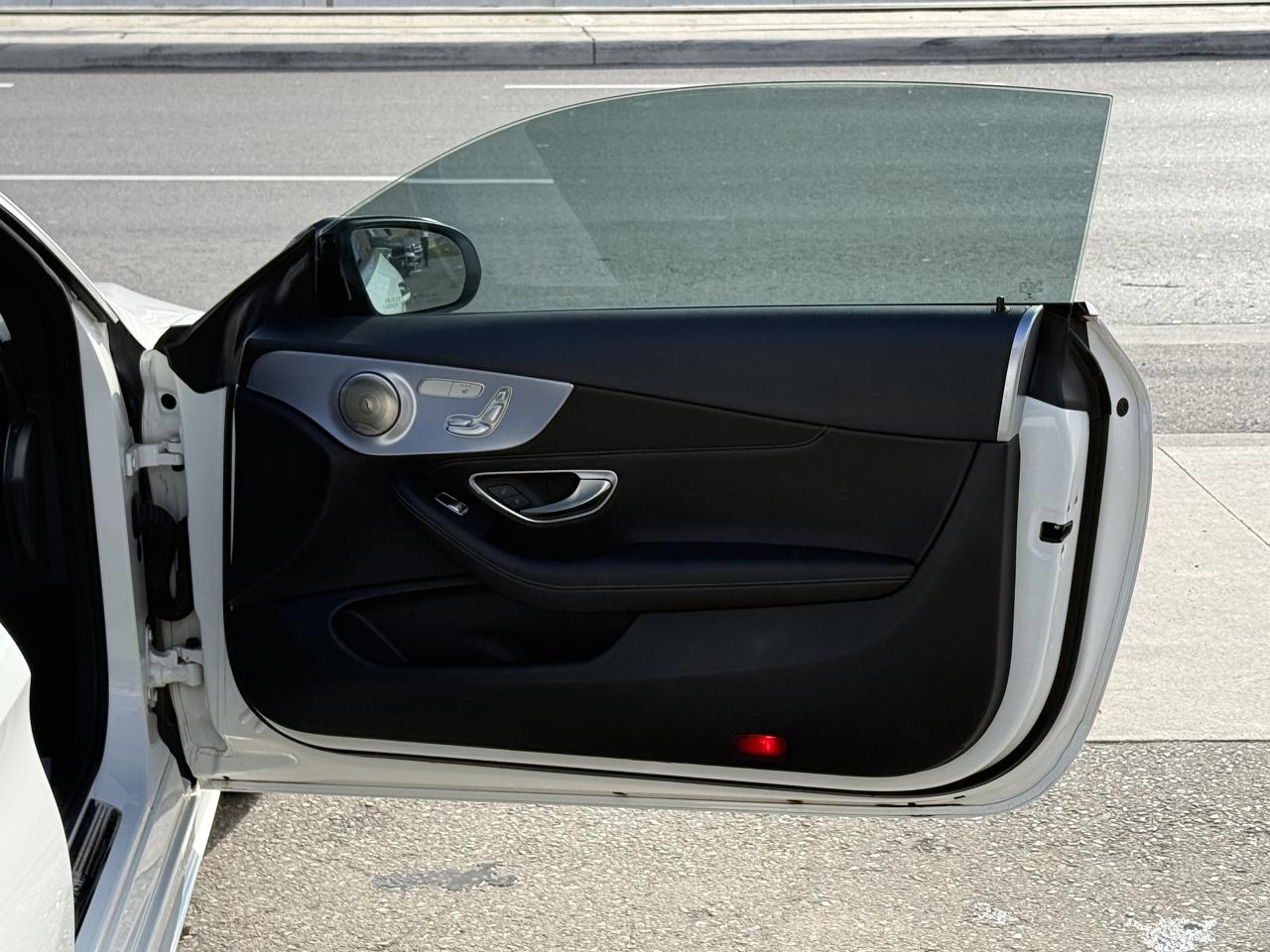 2019 Mercedes-Benz C-Class 300 //AMG PKG | PANO | CARPLAY | DISTRONIC Photo