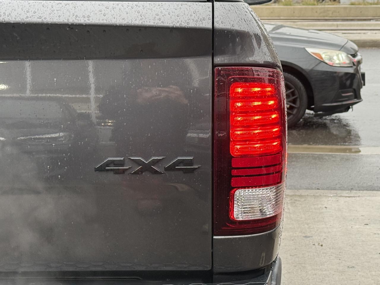 2019 RAM 1500 Classic WARLOCK 5.7 V8 | ALPINE SOUND SYSTEM | LOADED Photo