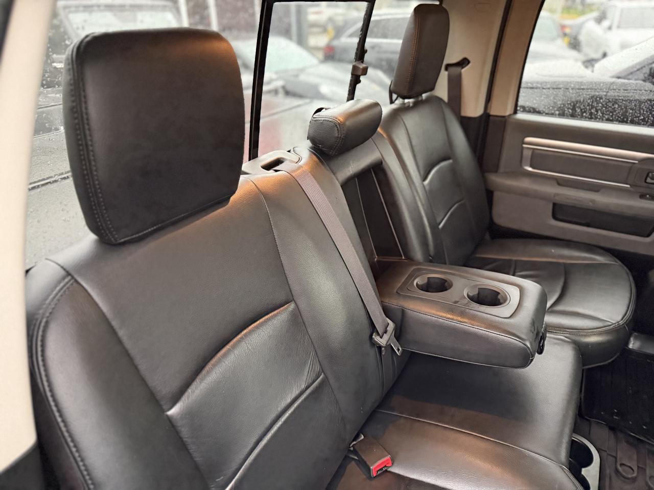 2019 RAM 1500 Classic WARLOCK 5.7 V8 | ALPINE SOUND SYSTEM | LOADED Photo