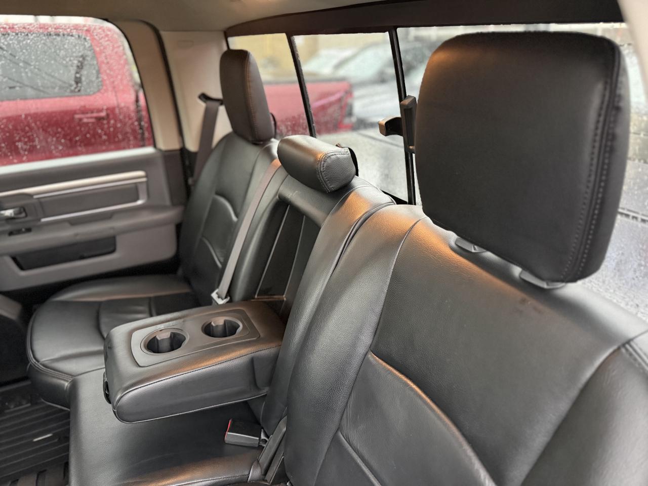 2019 RAM 1500 Classic WARLOCK 5.7 V8 | ALPINE SOUND SYSTEM | LOADED Photo