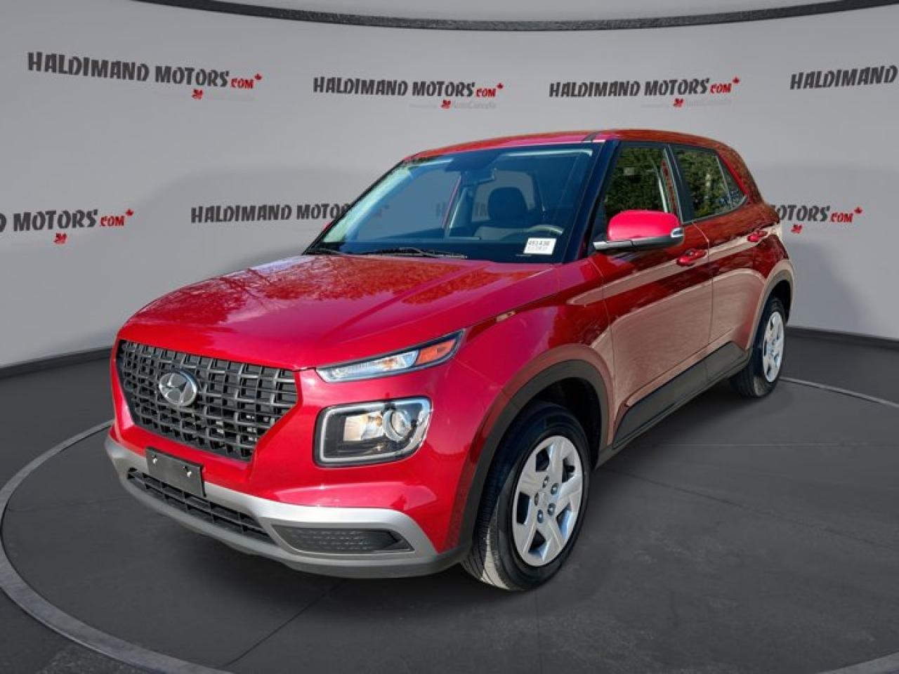 2021 Hyundai Venue Essential IVT Photo0