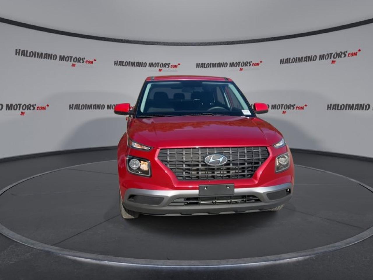 2021 Hyundai Venue Essential IVT Photo