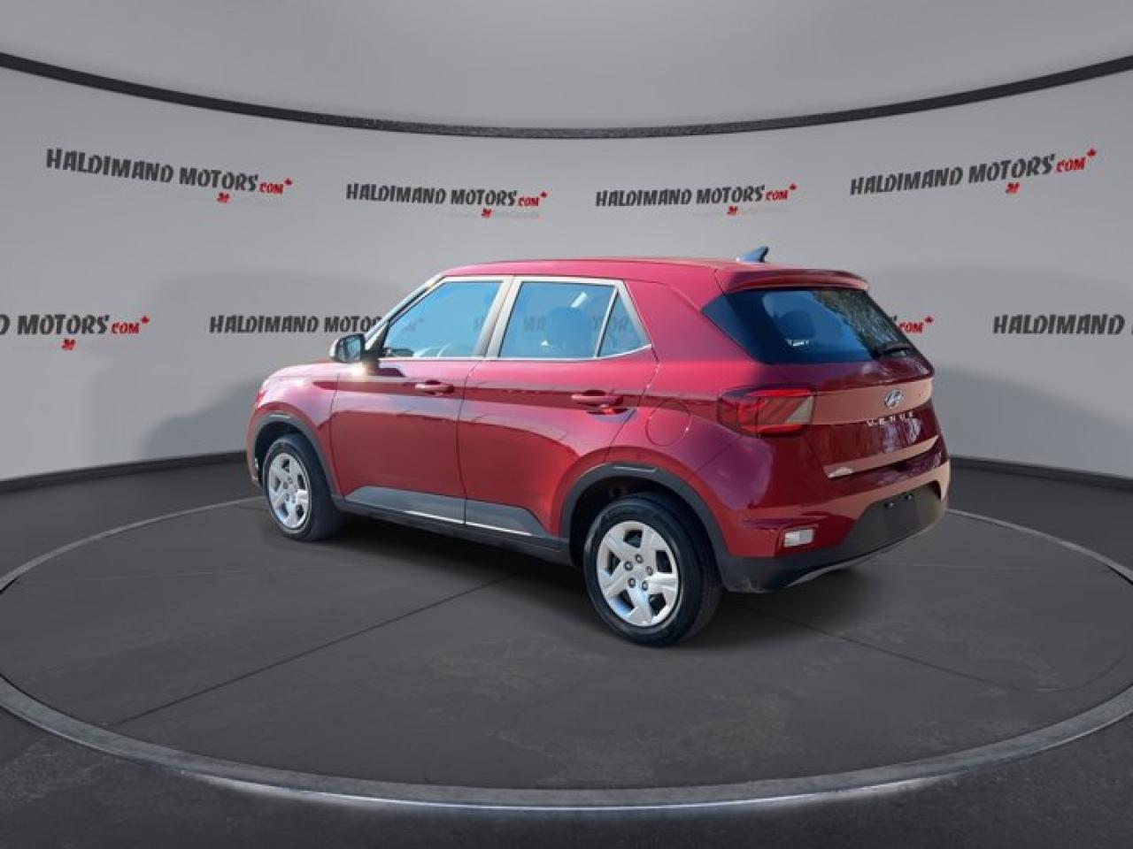 2021 Hyundai Venue Essential IVT Photo