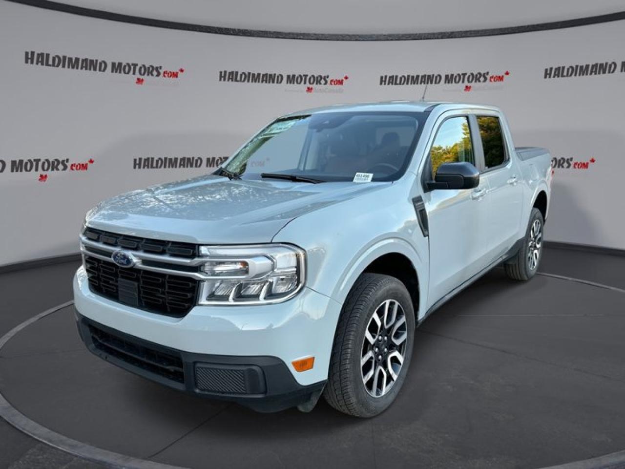 2024 Ford Maverick Lariat Hybrid | Remote Start | Leather Seats | Heated Seats Photo0