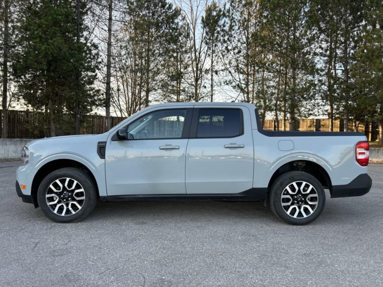 2024 Ford Maverick Lariat Hybrid | Remote Start | Leather Seats | Heated Seats Photo