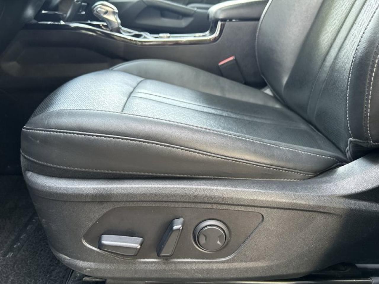 2022 Kia Sorento EX AWD | Panaramic Roof | Remote Start | Leather Seats Photo