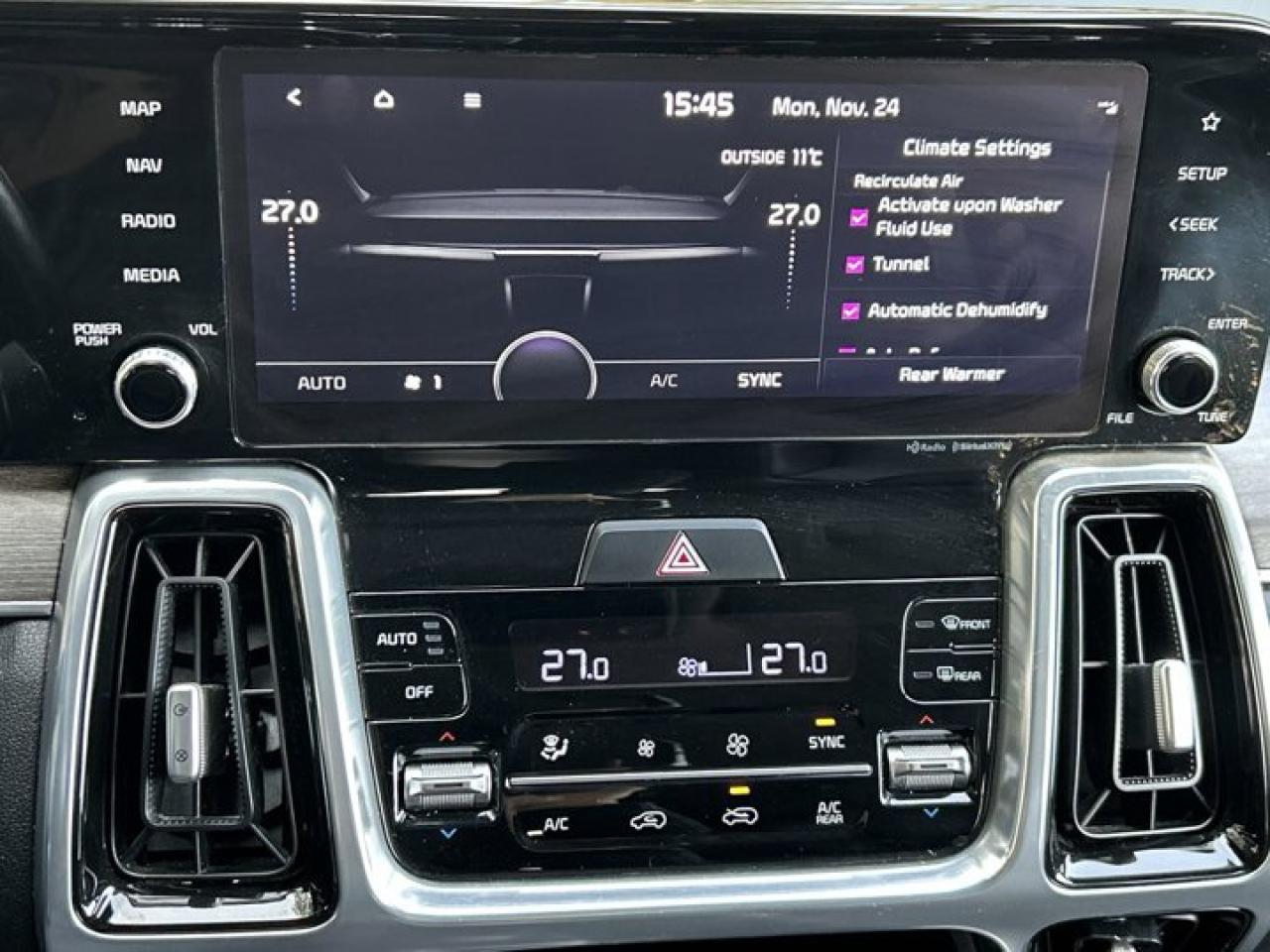 2022 Kia Sorento EX AWD | Panaramic Roof | Remote Start | Leather Seats Photo