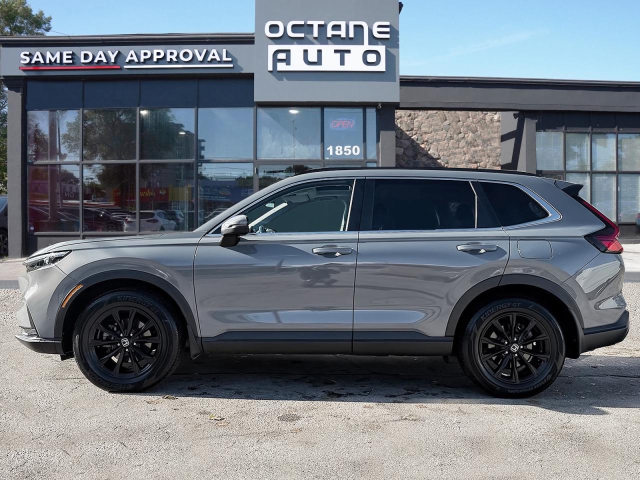 2023 Honda CR-V Sport Photo2