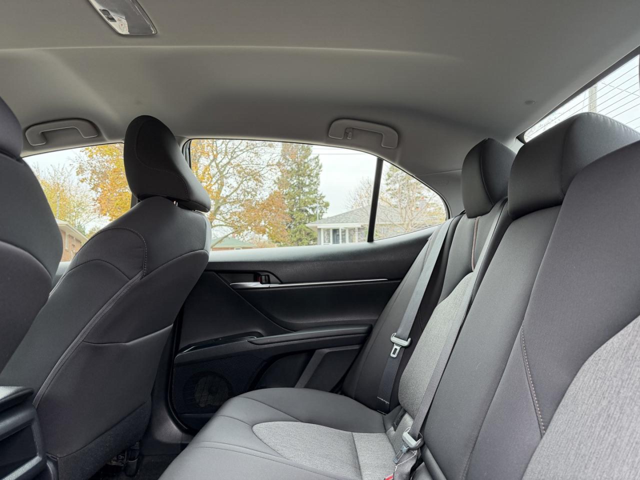 2018 Toyota Camry LE - Photo #11