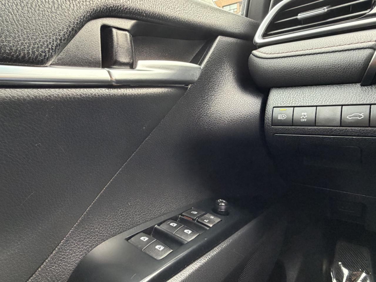 2018 Toyota Camry LE Photo