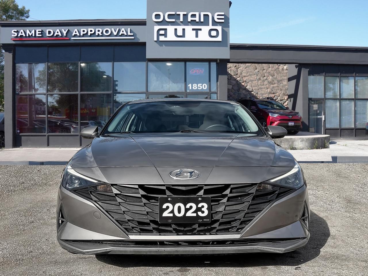 2023 Hyundai Elantra Essential - Photo #2