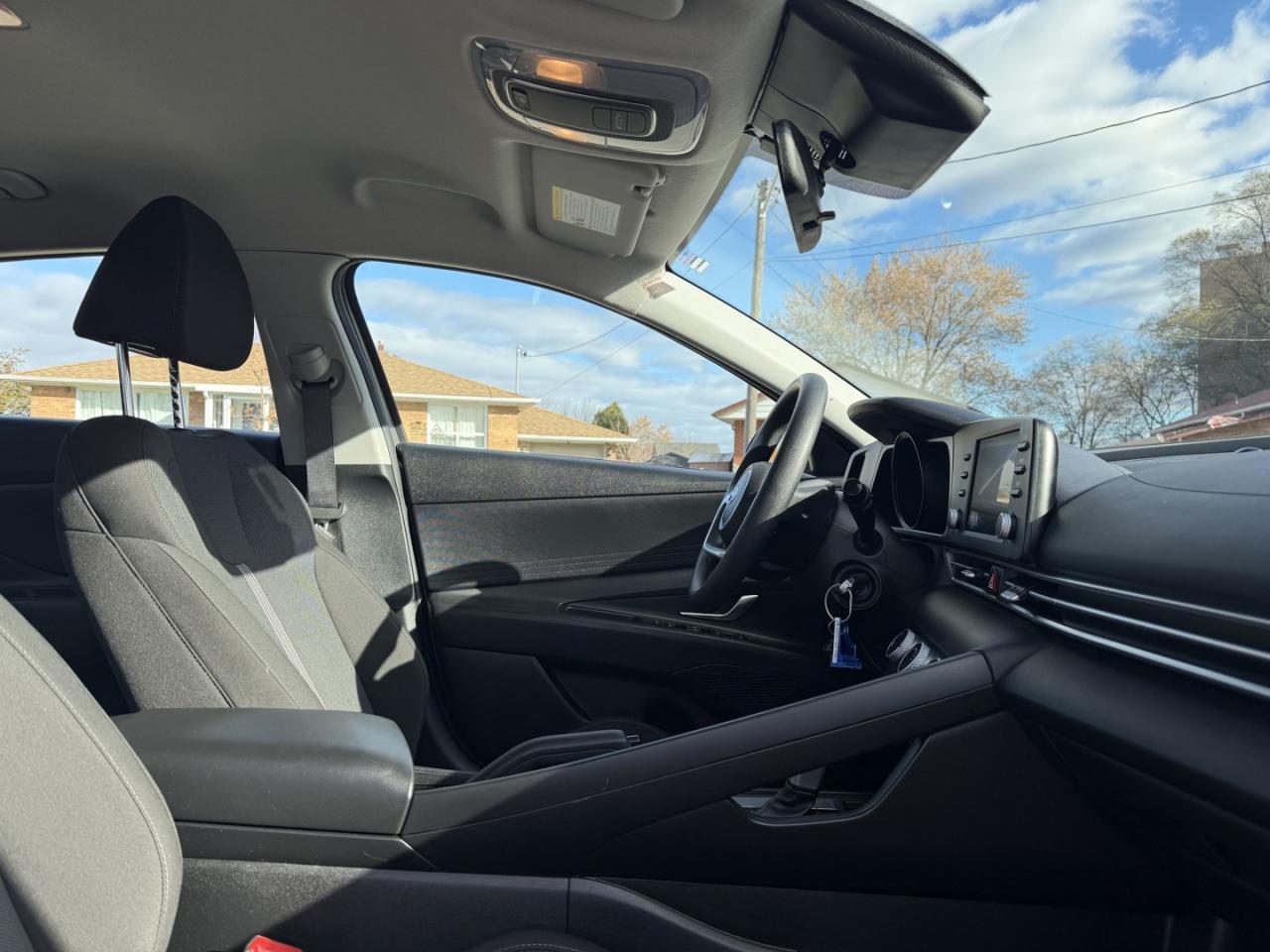 2023 Hyundai Elantra Essential - Photo #15