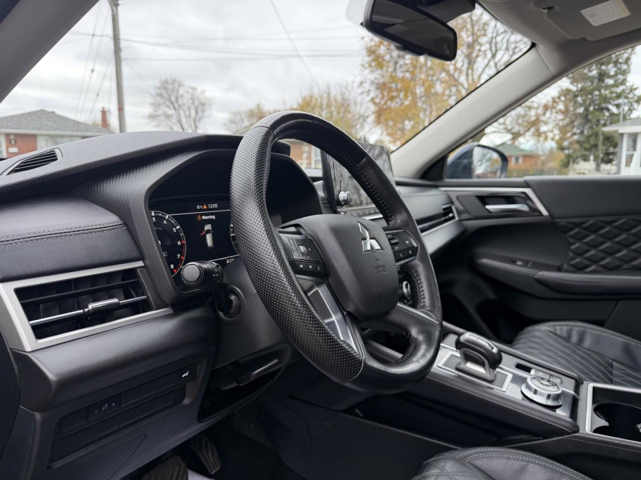 2023 Mitsubishi Outlander GT S-AWC - Photo #14