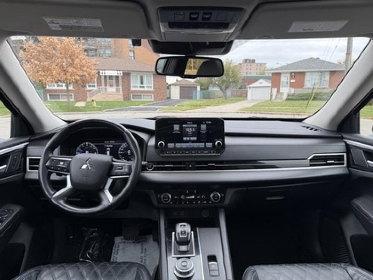 2023 Mitsubishi Outlander SEL S-AWC Photo