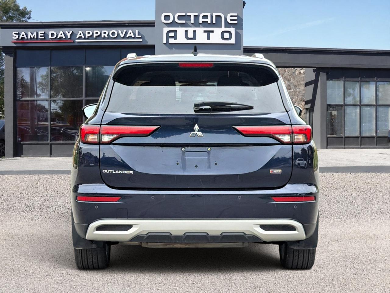 2023 Mitsubishi Outlander SEL S-AWC Photo