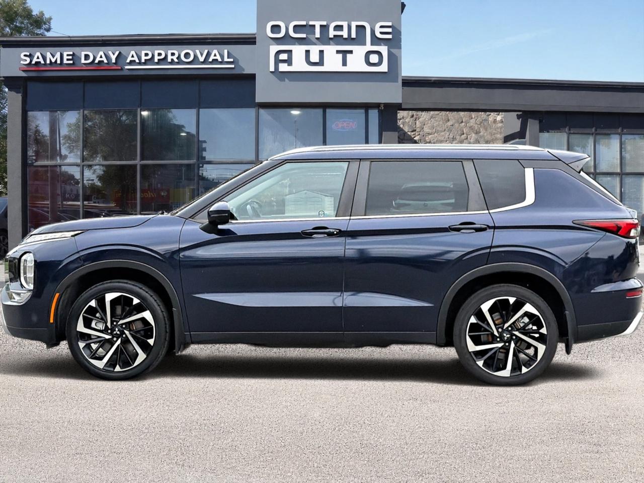 2023 Mitsubishi Outlander SEL S-AWC Photo