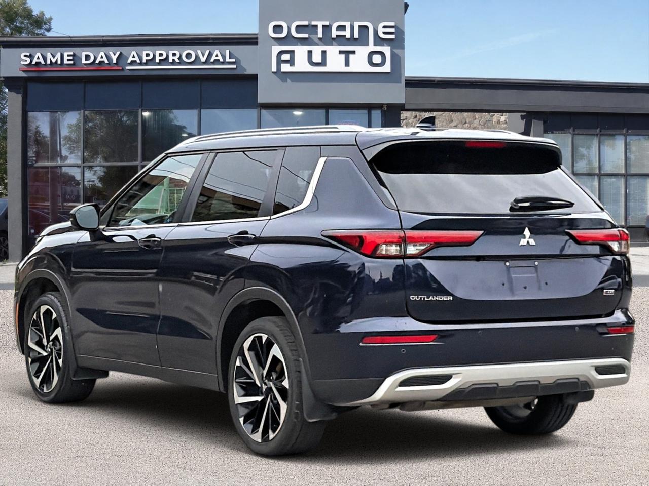 2023 Mitsubishi Outlander SEL S-AWC Photo