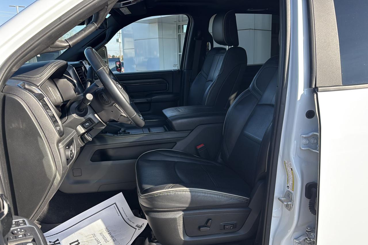 2024 RAM 3500 LIMITED NIGHT EDITION DUALLY! 6.7L DIESEL, LOADED! Photo4