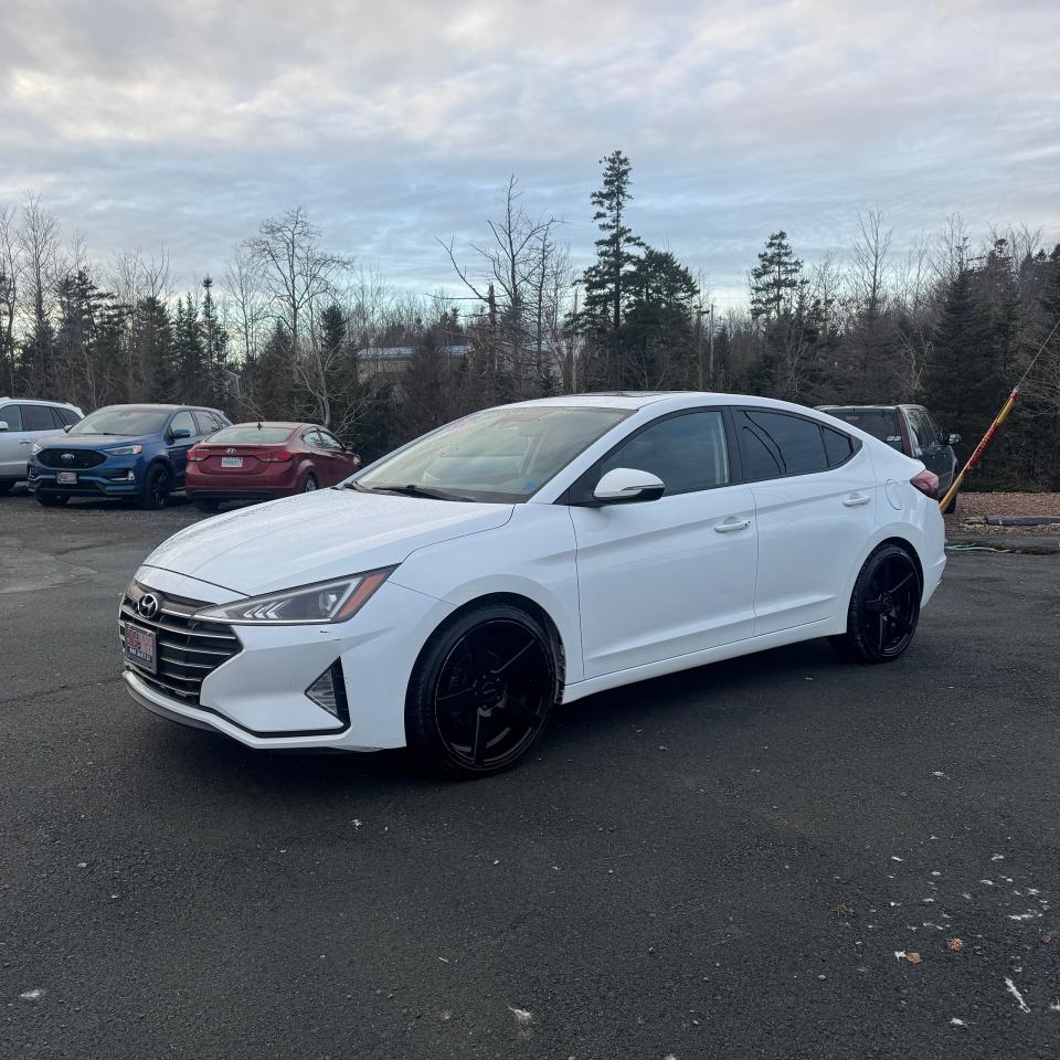 2020 Hyundai Elantra Preferred w/Sun & Safety Package