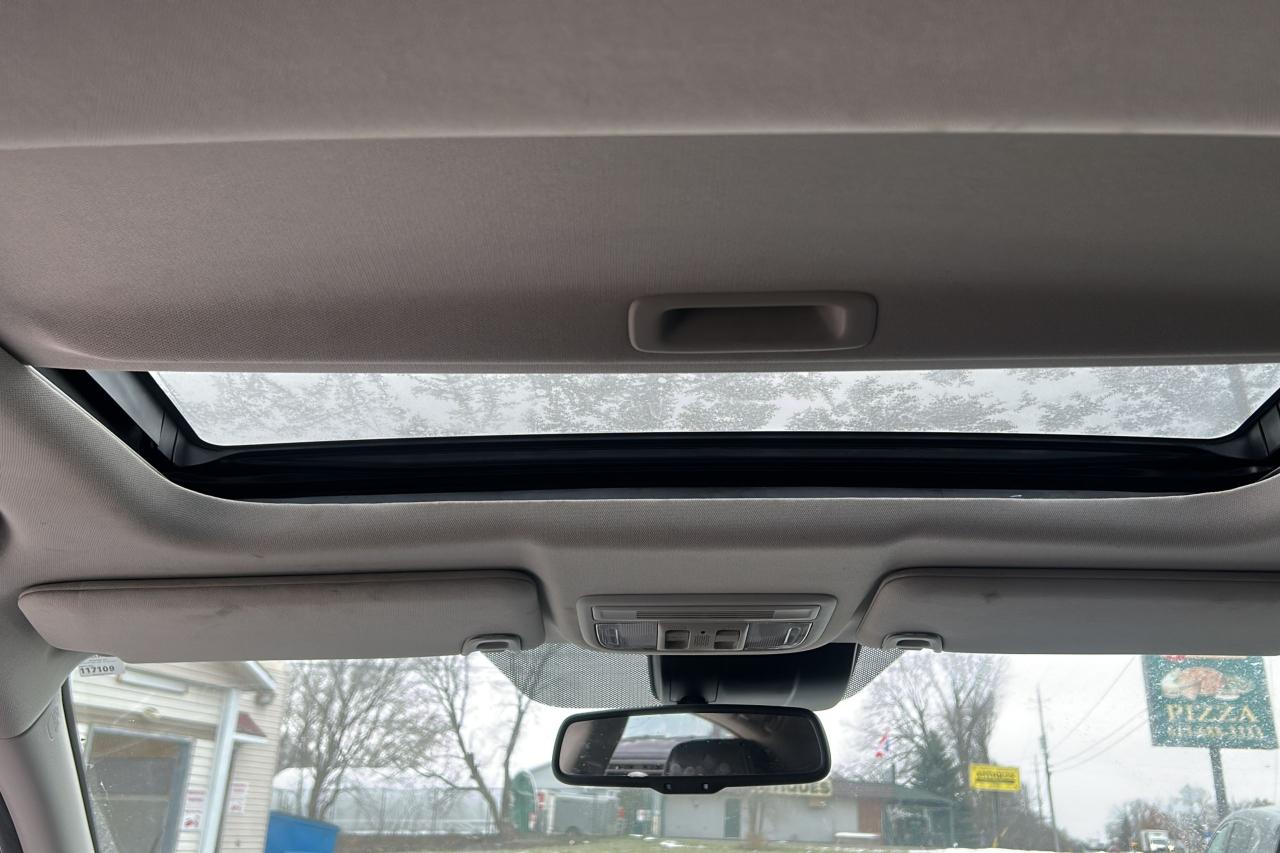 2017 Honda Civic Touring REBUILT TITLE - Photo #12