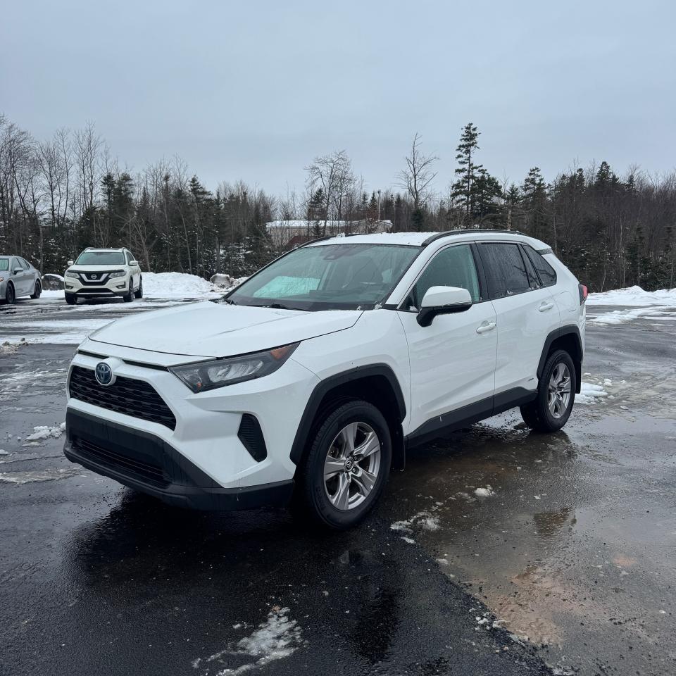2022 Toyota RAV4 Hybrid LE