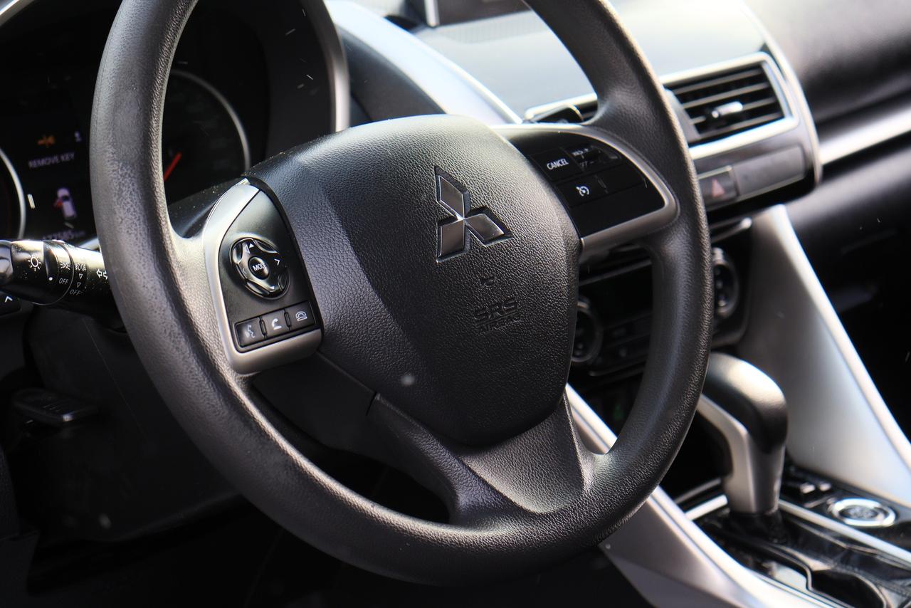 2020 Mitsubishi Eclipse Cross ES | AWC | Power Group | CarPlay | Alloys & More! Photo