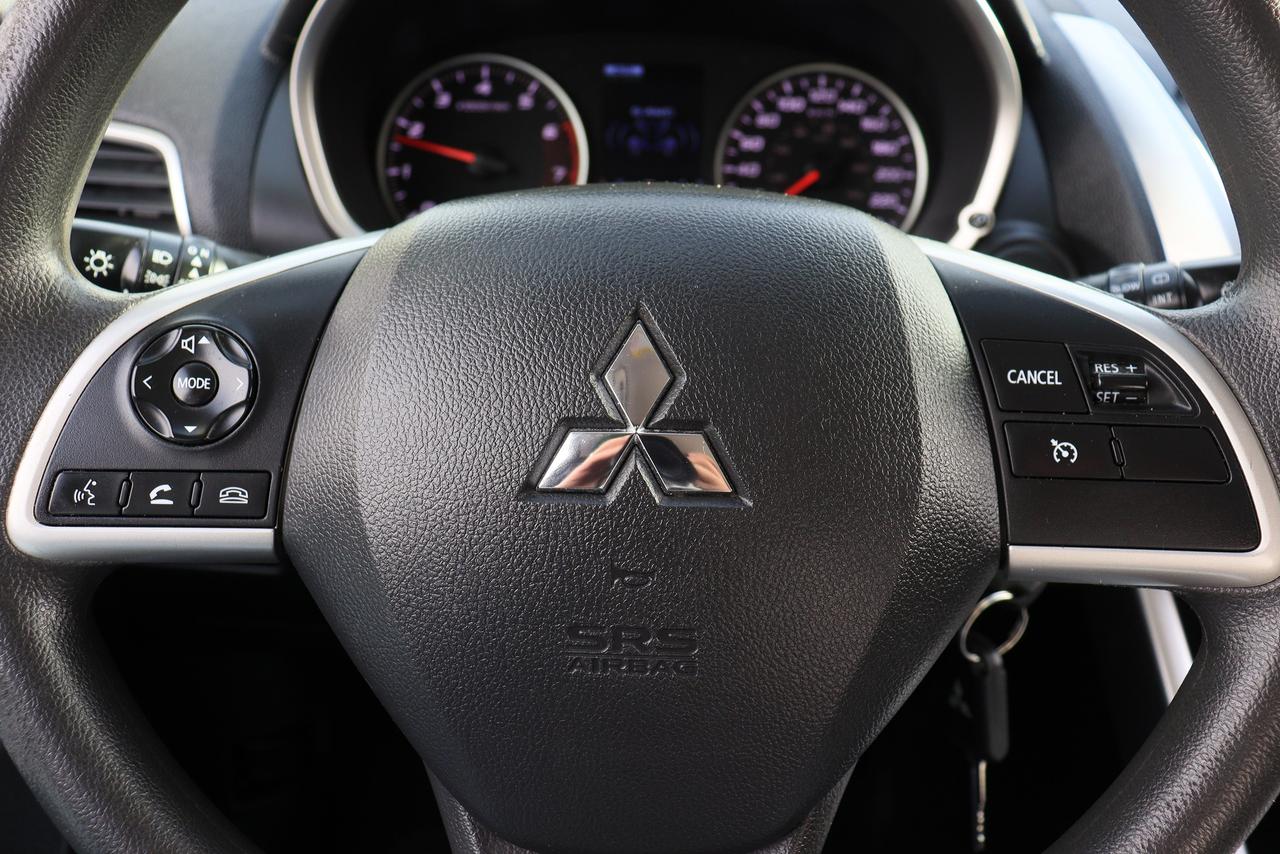 2020 Mitsubishi Eclipse Cross ES | AWC | Power Group | CarPlay | Alloys & More! Photo