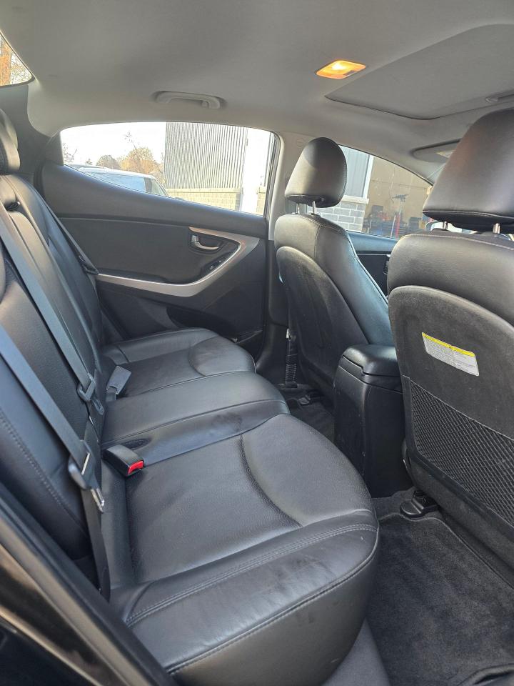 2013 Hyundai Elantra 4dr Sdn Auto Limited w/Navi - Photo #5