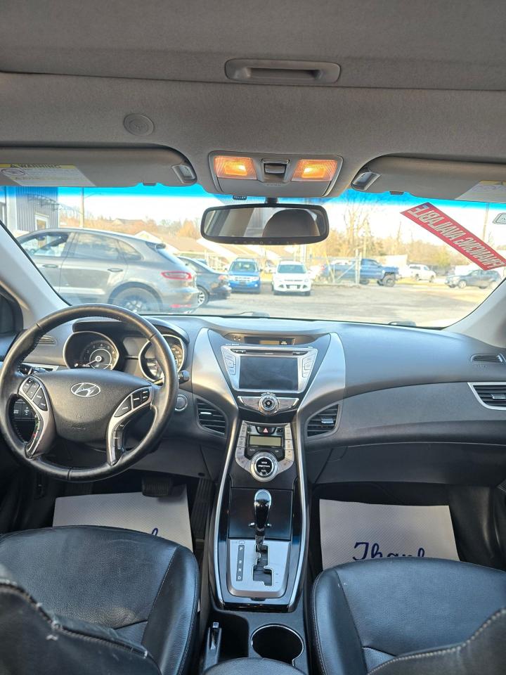 2013 Hyundai Elantra 4dr Sdn Auto Limited w/Navi - Photo #12