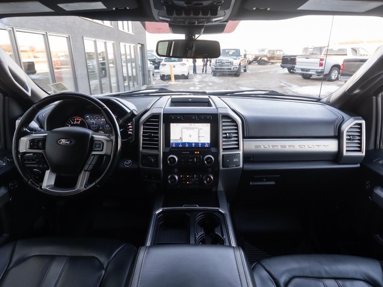 2021 Ford SUPER DUTY F-350 SRW Platinum Photo29