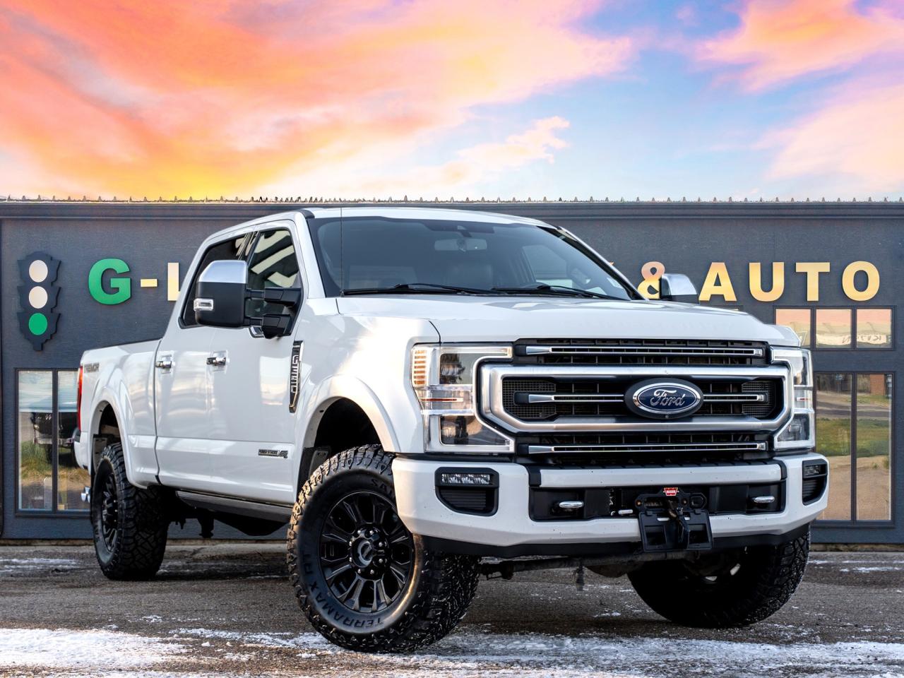 Used 2021 Ford SUPER DUTY F-350 SRW Platinum for sale in Saskatoon, SK