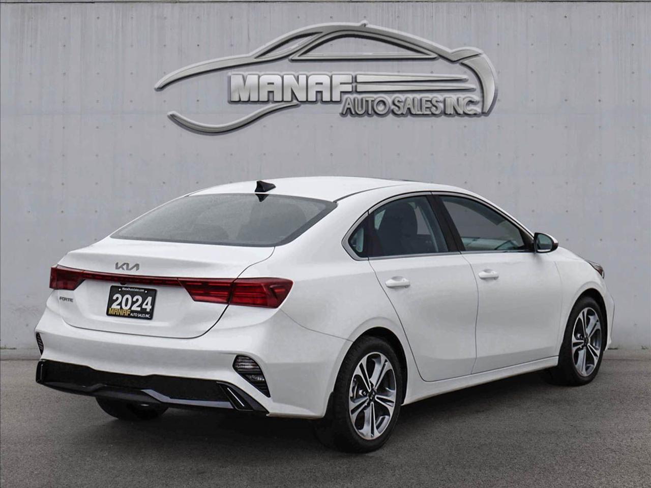 2024 Kia Forte EX+ Sunroof Apple Car-Play Blind-Spot Monitor Photo