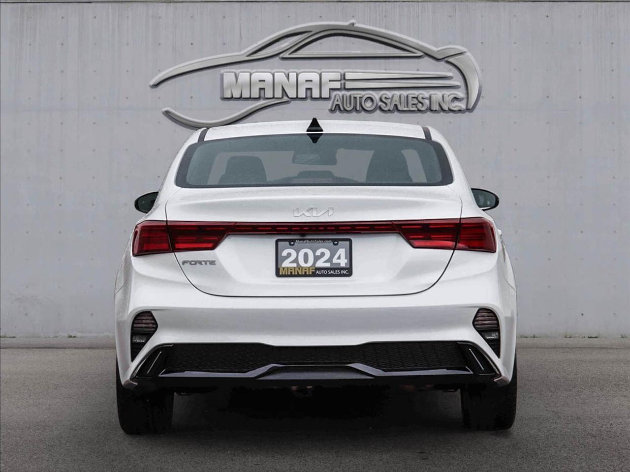 2024 Kia Forte EX+ Sunroof Apple Car-Play Blind-Spot Monitor Photo