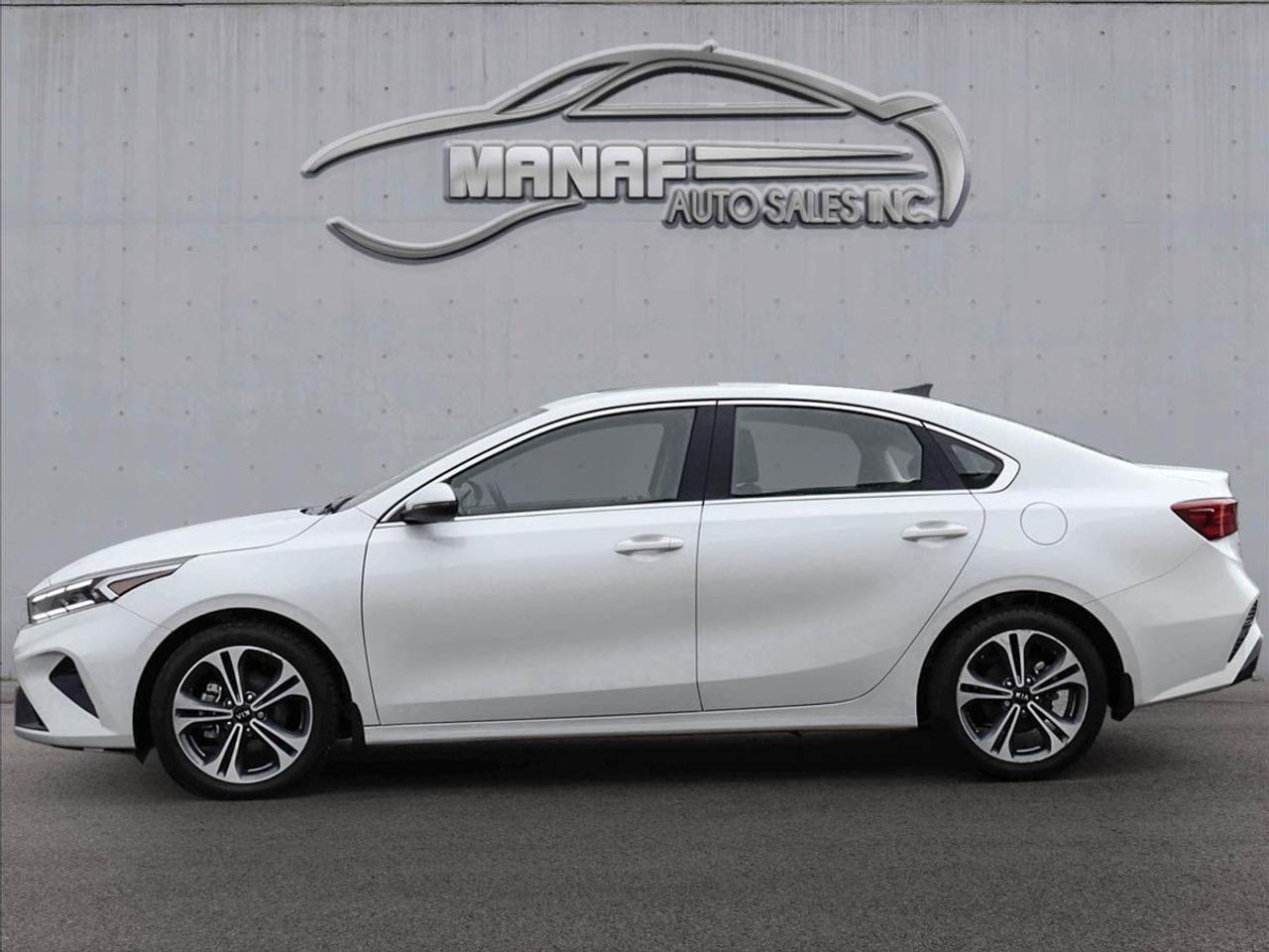2024 Kia Forte EX+ Sunroof Apple Car-Play Blind-Spot Monitor Photo