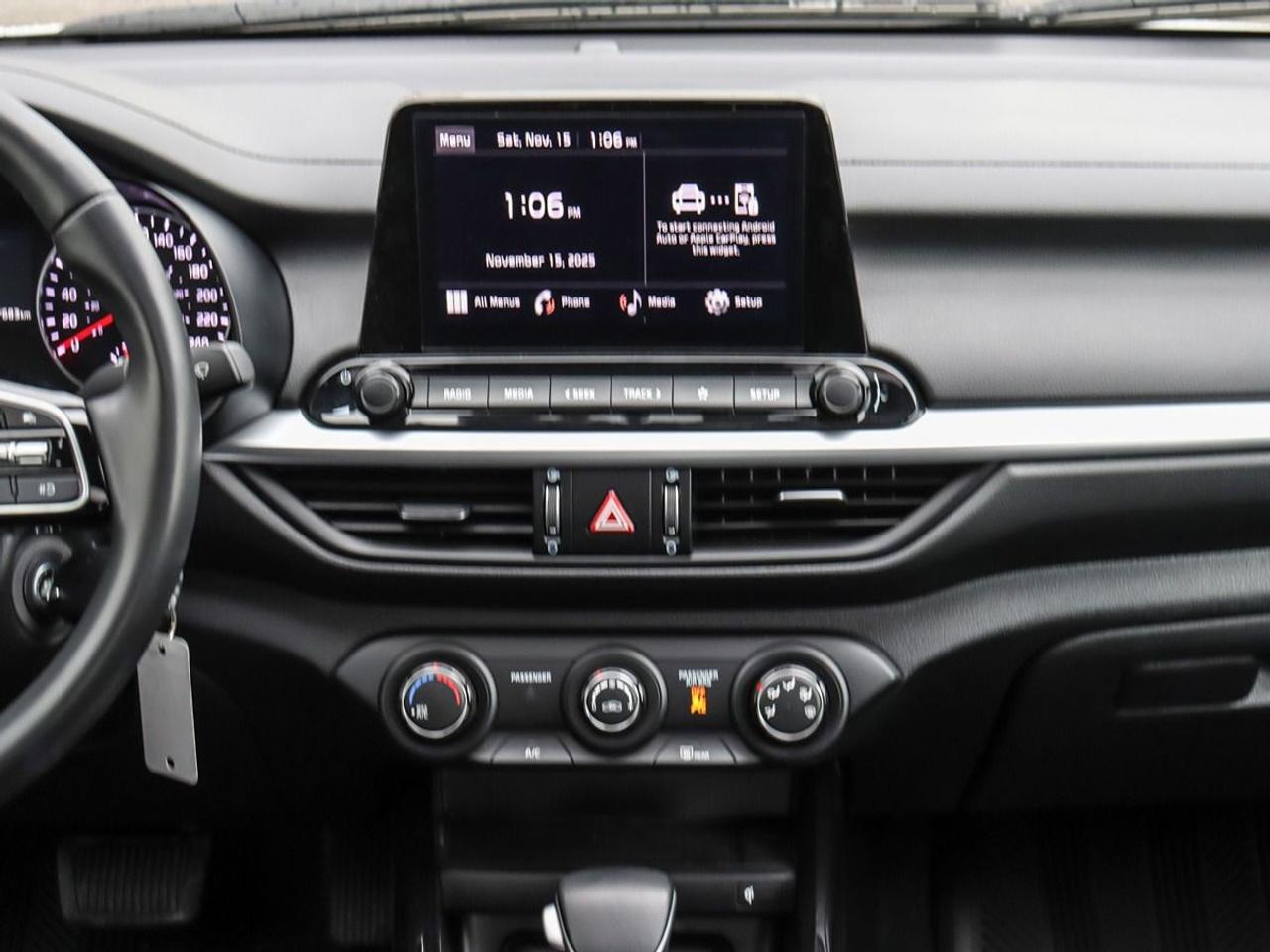 2024 Kia Forte EX+ Sunroof Apple Car-Play Blind-Spot Monitor Photo