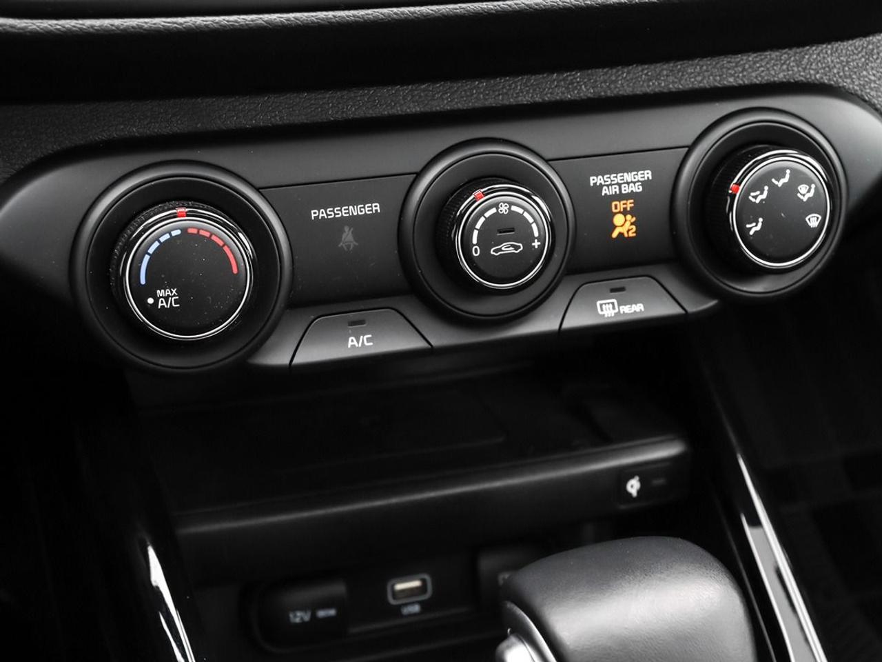2024 Kia Forte EX+ Sunroof Apple Car-Play Blind-Spot Monitor Photo