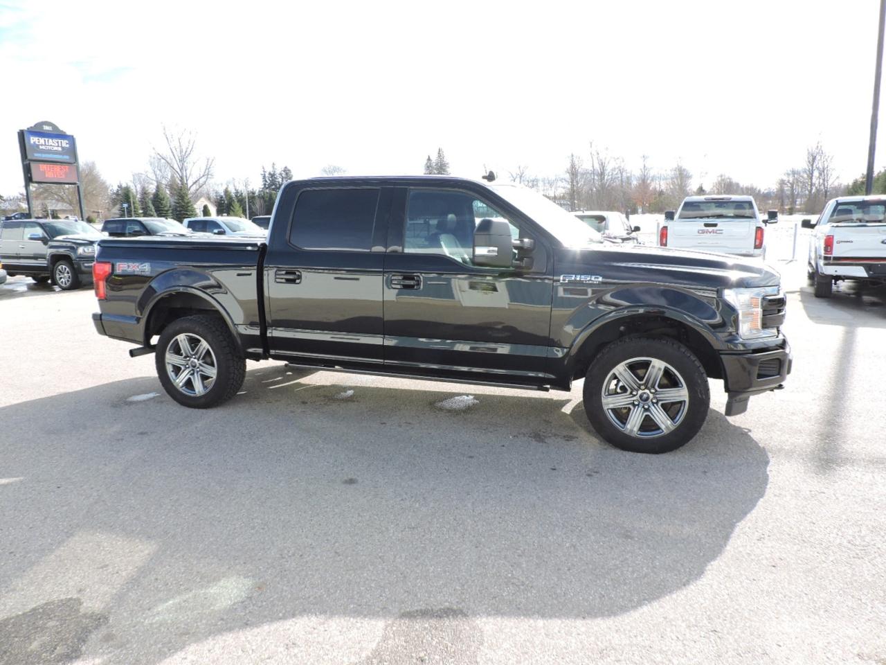 2019 Ford F-150 LARIAT 5.0L 4X4 Leather Sunroof Loaded 64000KM Photo2