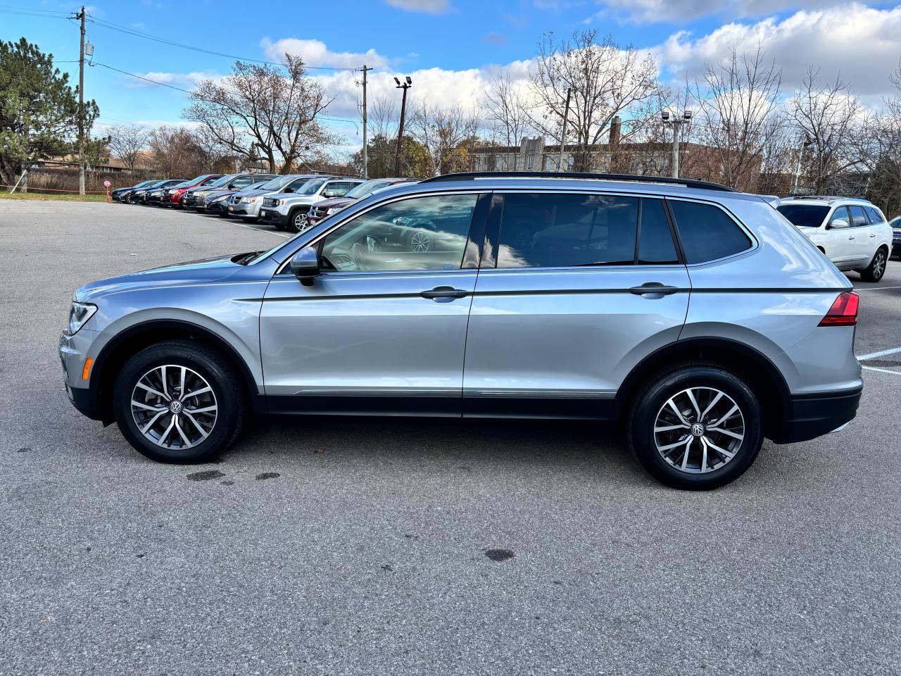 2019 Volkswagen Tiguan Comfortline ** AWD, BSM, CARPLAY ** Photo3