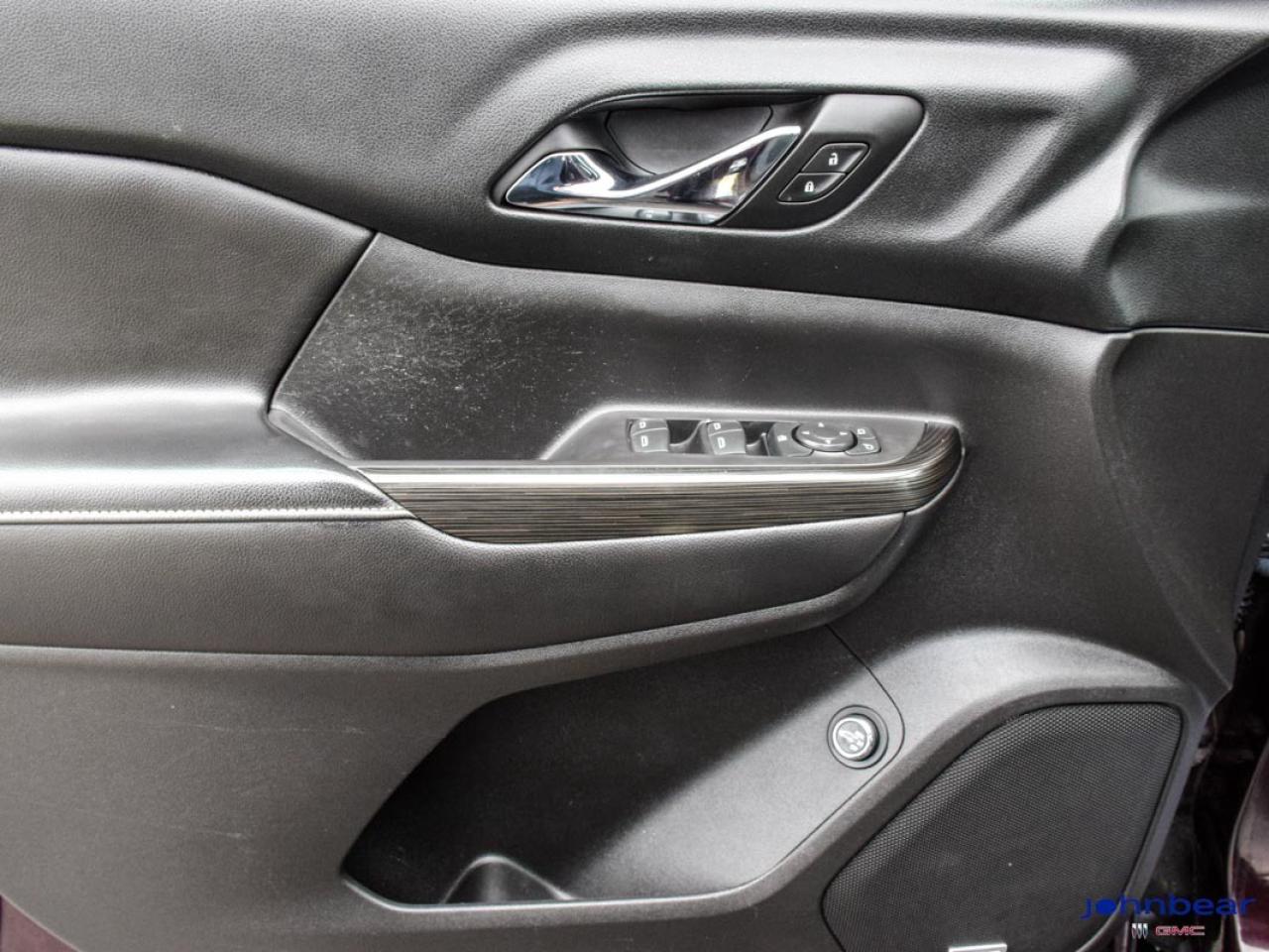 2018 GMC Acadia SLT Photo