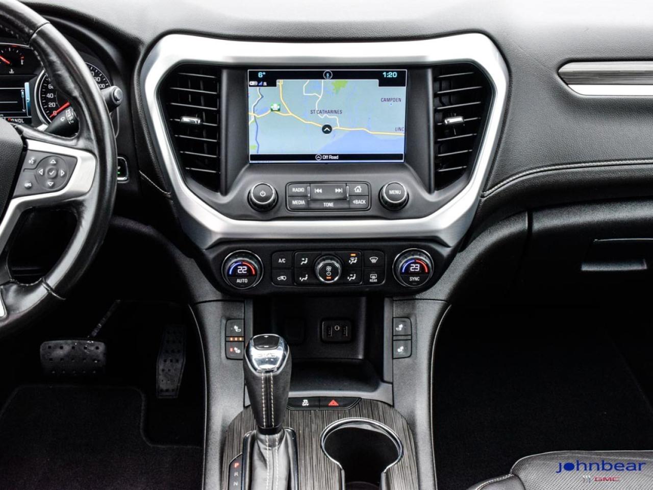 2018 GMC Acadia SLT Photo