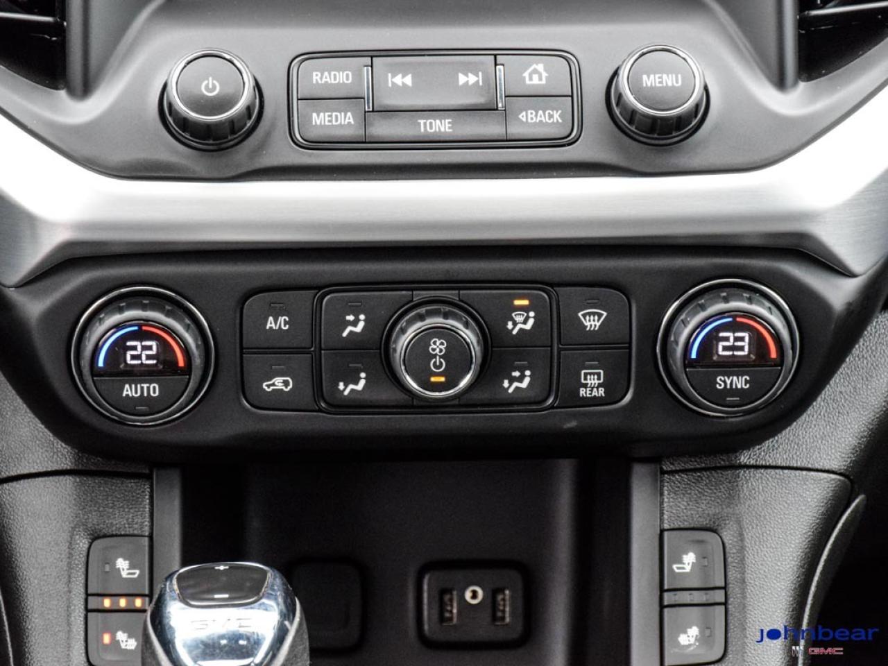 2018 GMC Acadia SLT Photo