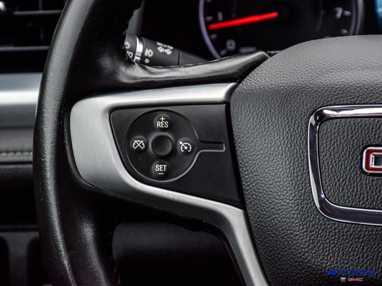 2018 GMC Acadia SLT Photo