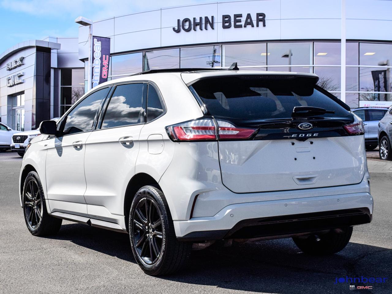 2022 Ford Edge ST Line Photo