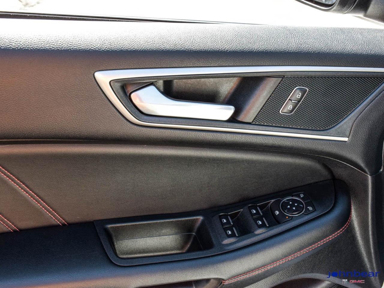 2022 Ford Edge ST Line Photo