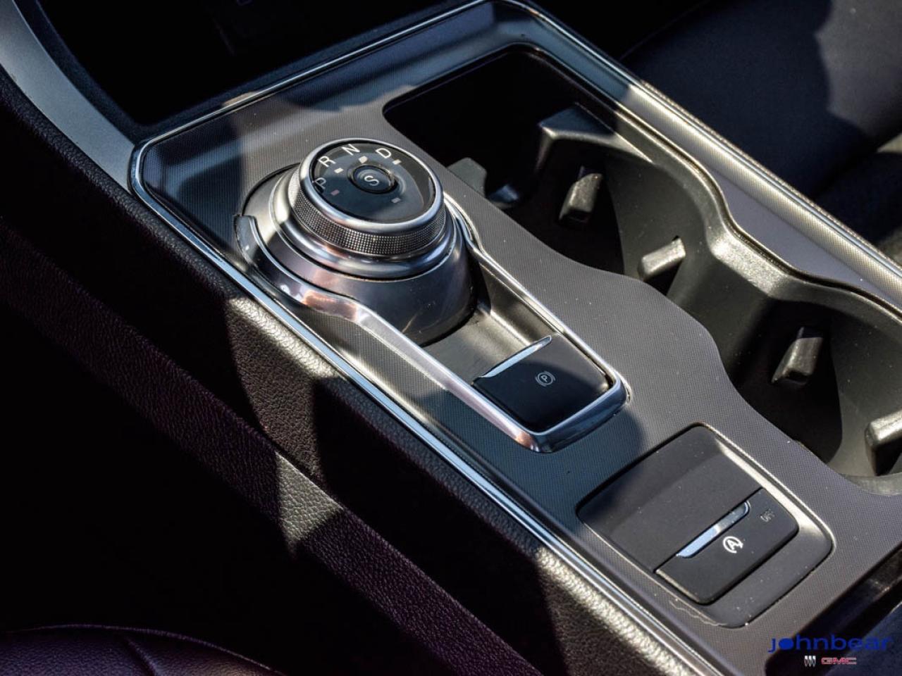 2022 Ford Edge ST Line Photo