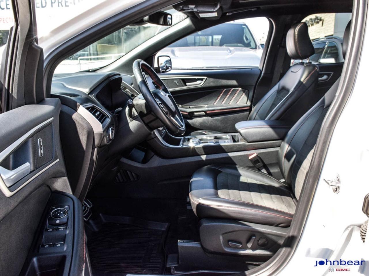 2022 Ford Edge ST Line Photo