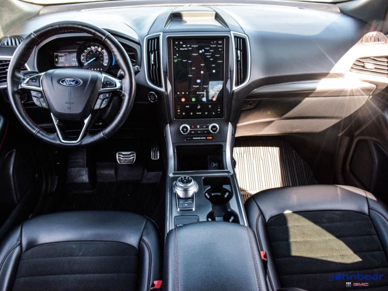 2022 Ford Edge ST Line Photo